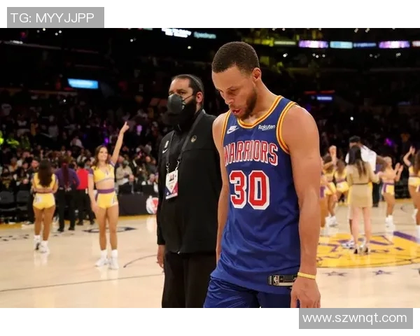 G1勇士与骑士激战正酣谁将成为总决赛的胜利者揭晓悬念